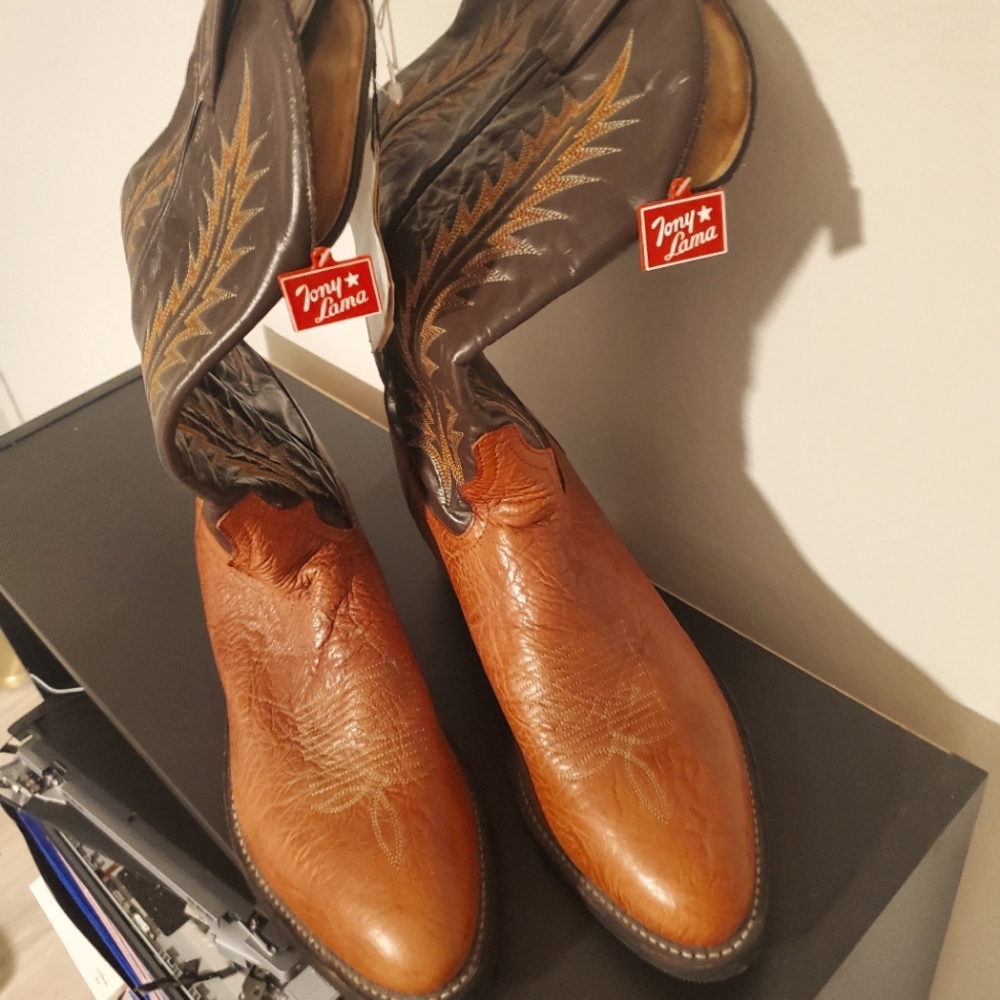 Tony Lama Shrunken Shoulder Boots